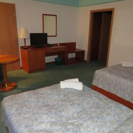 ホテル Elekt ツァプリネク